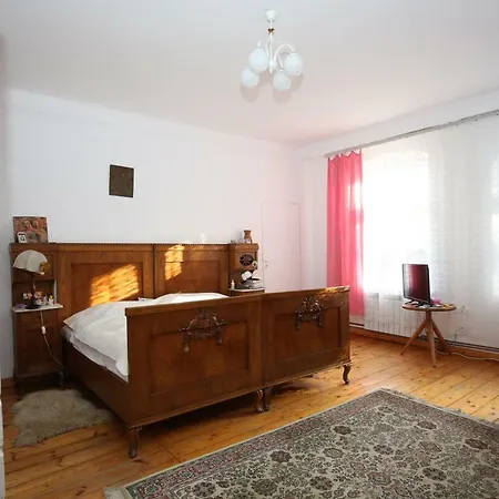 Mazurski Dworek Przy Jeziorze Dworackie Exterior foto